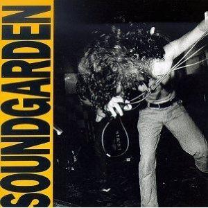 Portada de Álbum "Louder Than Love", de Soundgarden