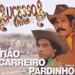 Album cover of "Sucessos de Ouro" by Tião Carreiro e Pardinho