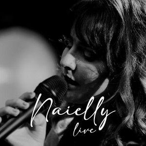 Portada de Álbum "Naielly Live", de Naielly Leite