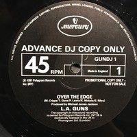 Capa do álbum "Over The Edge", de L.A. Guns