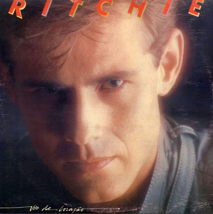 Capa do Álbum "Voo de Coração", de Ritchie