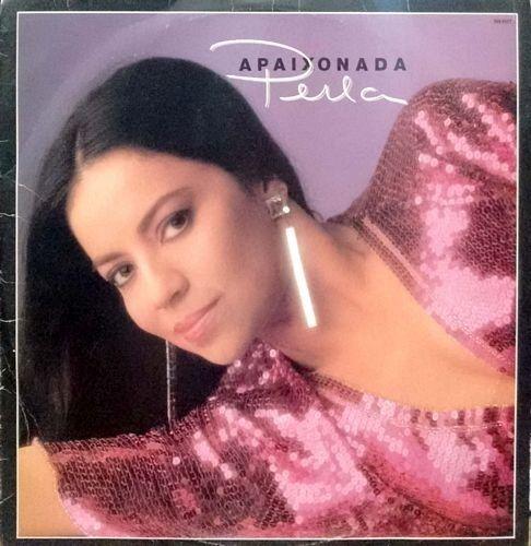 Capa do Álbum "Apaixonada", de Perla