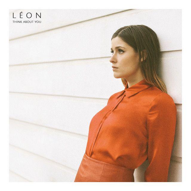 Capa do álbum "Think About You", de Léon