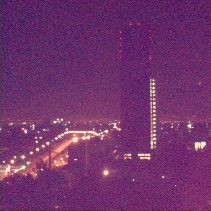 Capa do álbum "Leave", de Sadness