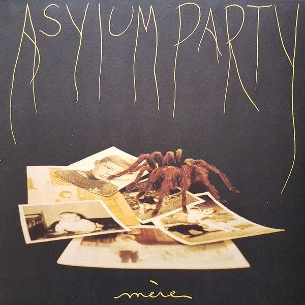 Capa do Álbum "Mère", de Asylum Party