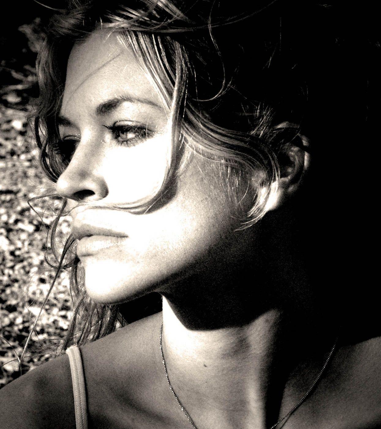 Portada de Álbum "Piano Trees", de Charlotte Martin