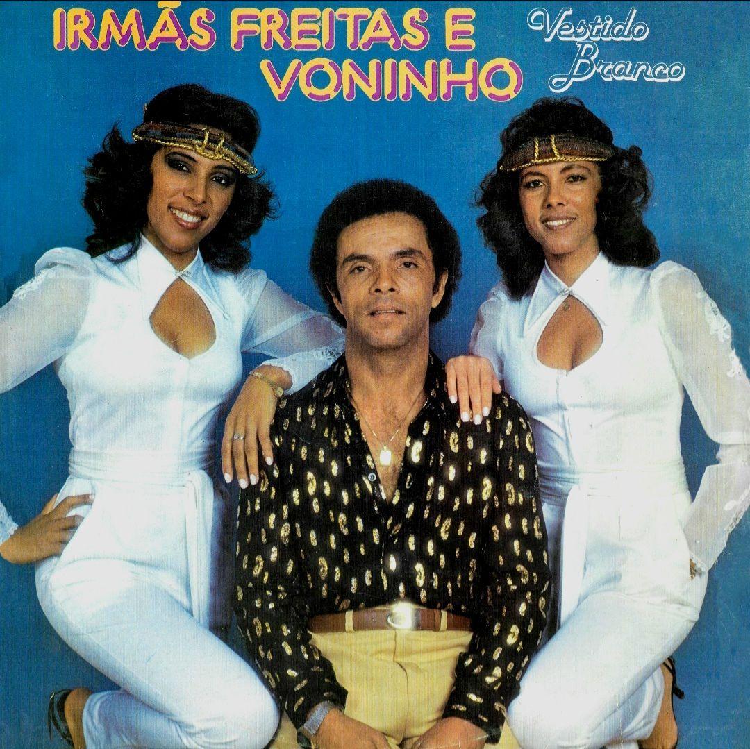 Portada de Álbum "Vestido Branco", de Irmãs Freitas