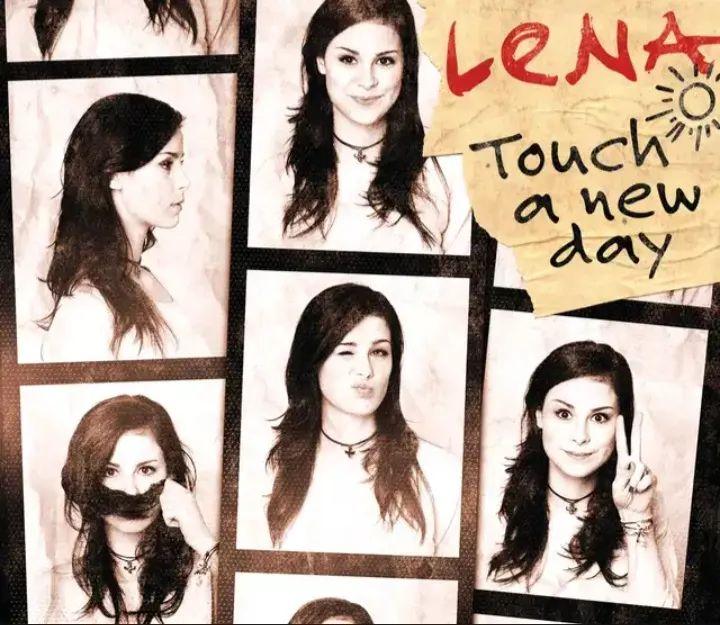 Capa do álbum "Touch a New Day", de Lena