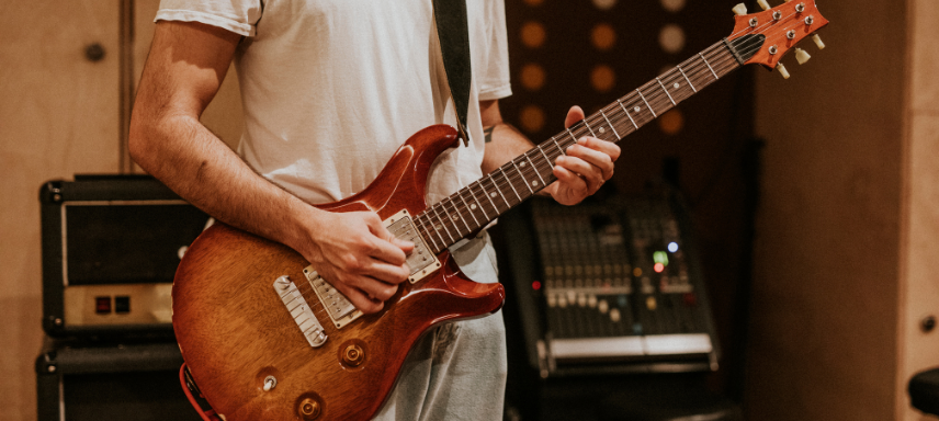 Publicación destacada: ¿Cuál es la diferencia entre solo, riff y lick de guitarra?