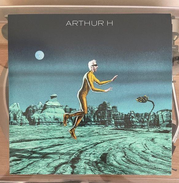 Portada de Álbum "Mort Prématurée D'un Chanteur Populaire Dans La Force De L'âge", de Arthur H