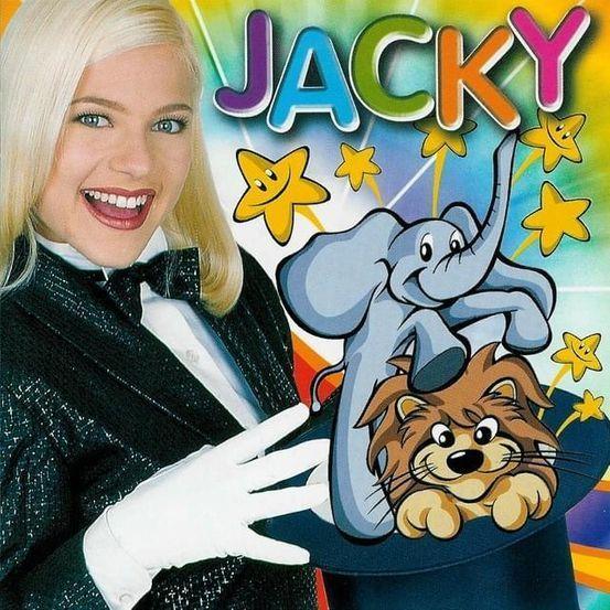 Portada de Álbum "O Circo Encantado da Jacky", de Jackeline Petkovic