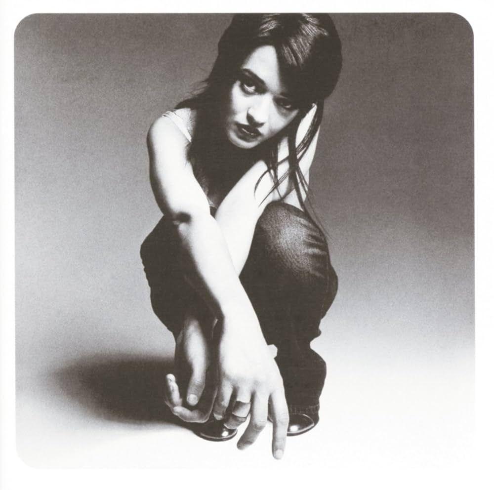 Capa do Álbum "L'Eccezione", de Carmen Consoli