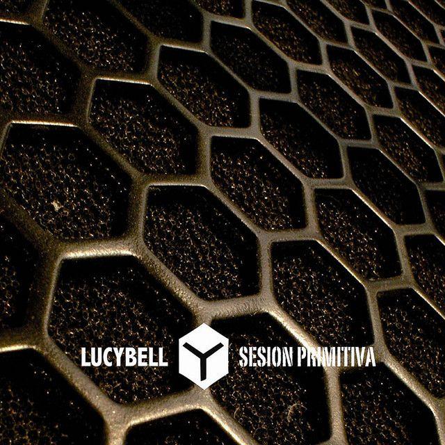 Portada de Álbum "Sesión Primitiva", de Lucybell
