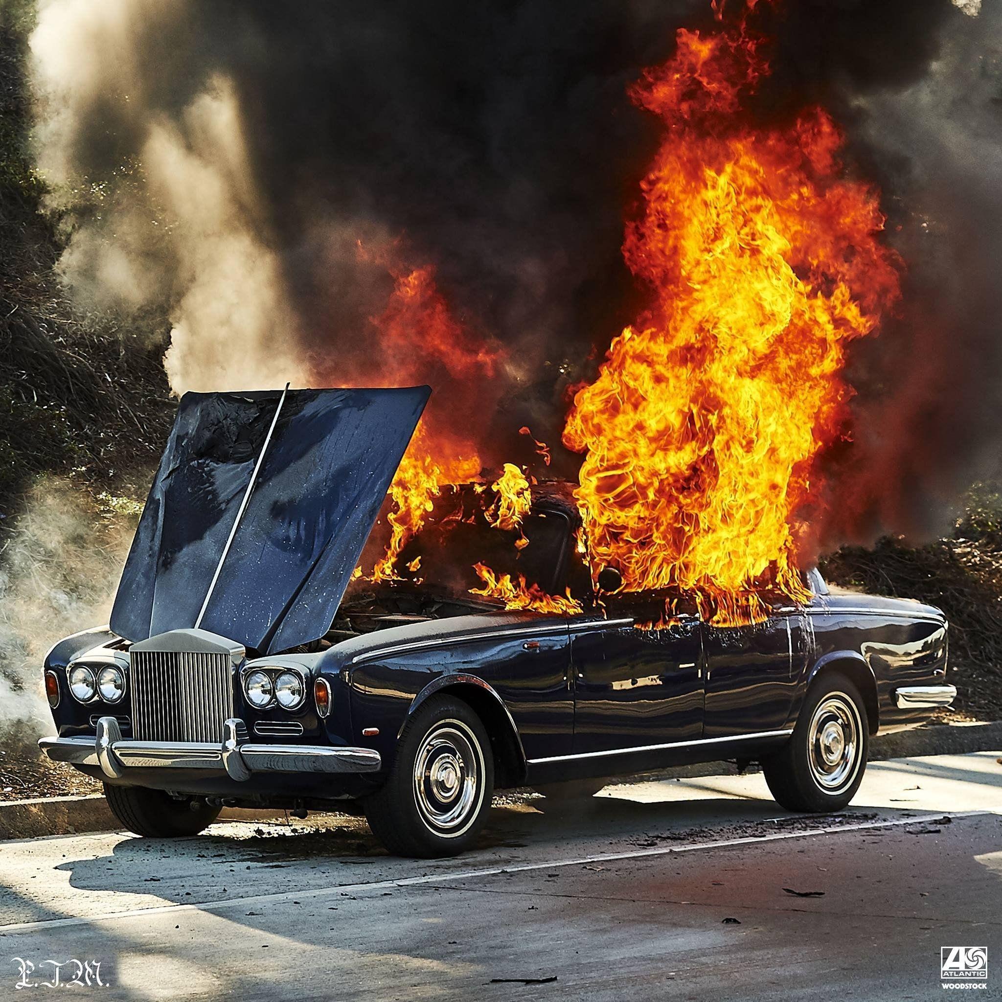 Portada de Álbum "Woodstock", de Portugal. The Man