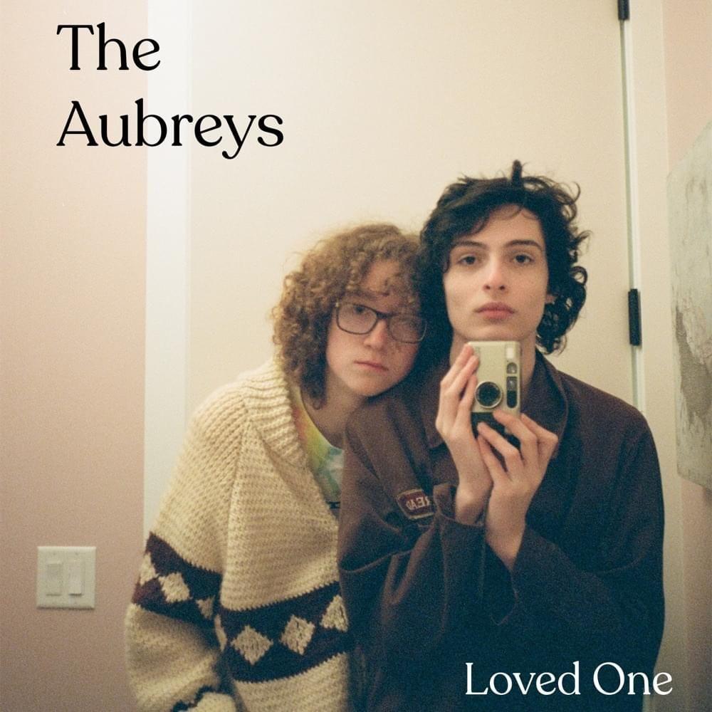 Capa do Single/EP "Loved One", de The Aubreys