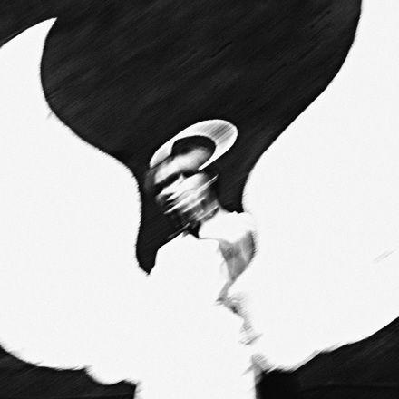 Capa do Álbum "Heroine", de Thornhill