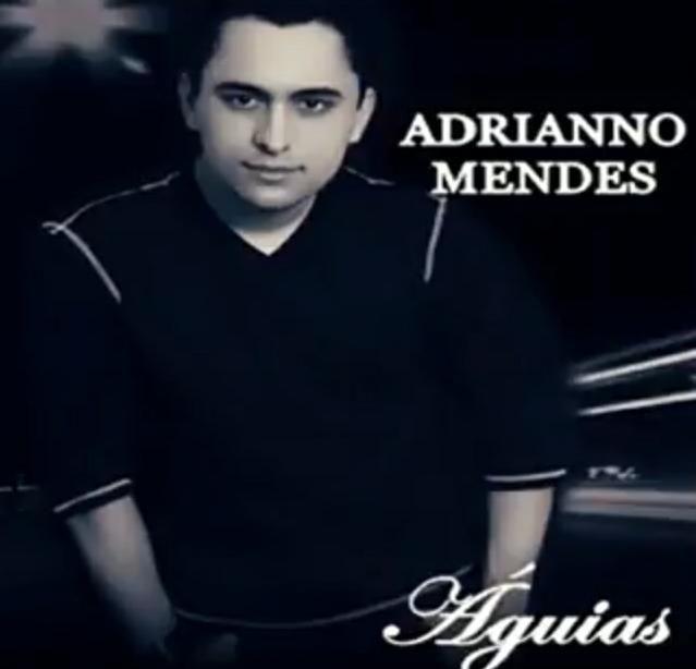 Portada de Álbum "Águias ", de Adrianno