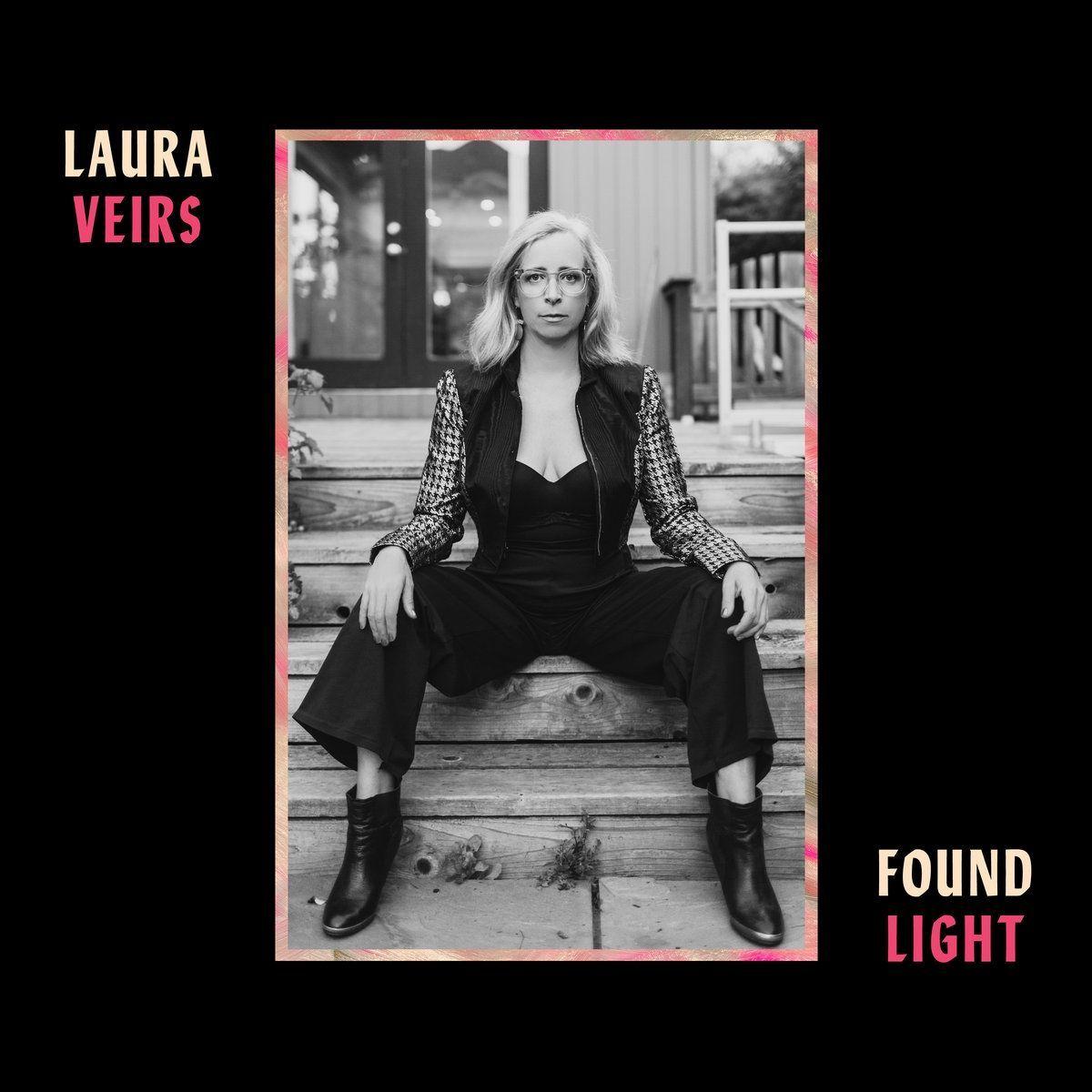 Capa do Álbum "Found Light", de Laura Veirs