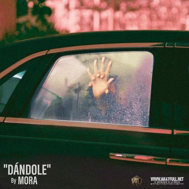 Portada de Sencillo/EP "Dandole", de Mora