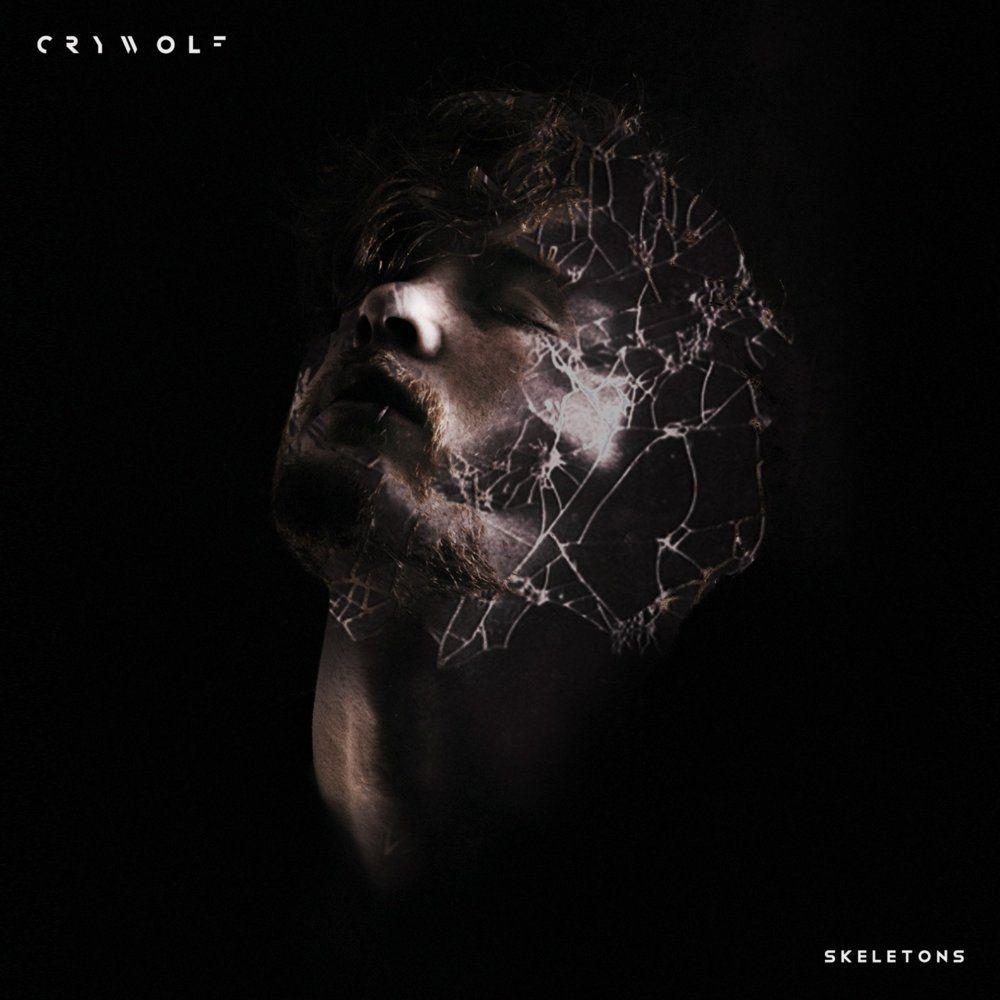 Portada de Álbum "Skeletons", de Crywolf