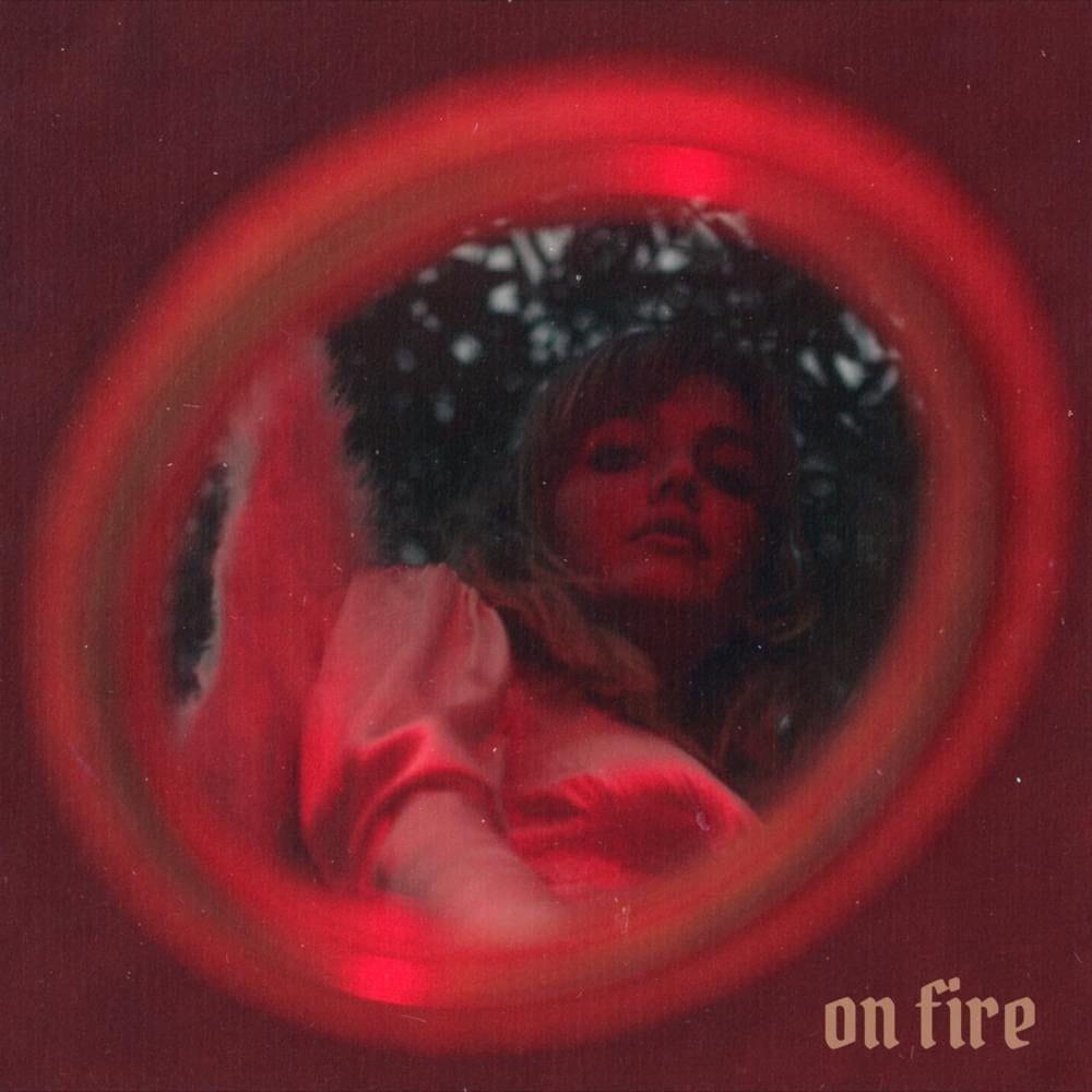 Capa do Single/EP "on fire", de Boh Doran