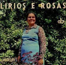 Capa do Álbum "Lírios e Rosas", de Marcia Costa