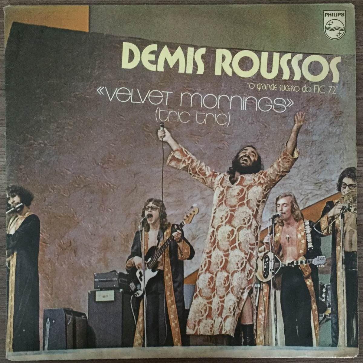 Portada de Álbum "Velvet Mornings", de Demis Roussos