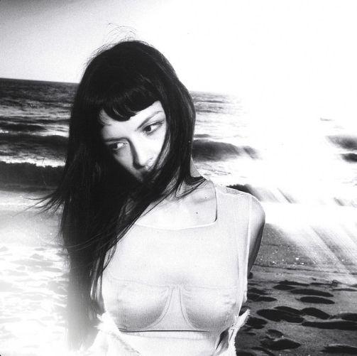 Portada de Sencillo/EP "Back To Me", de The Marias