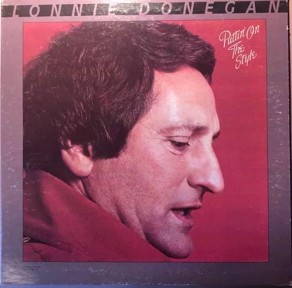 Portada de Álbum "Puttin' On The Style", de Lonnie Donegan