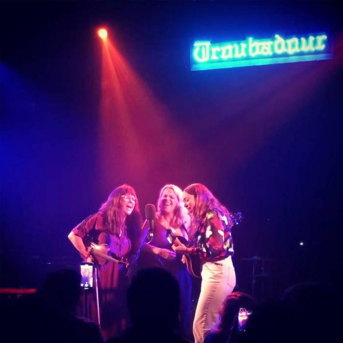 Portada de Sencillo/EP "Wake Me When It's Over", de I'm With Her