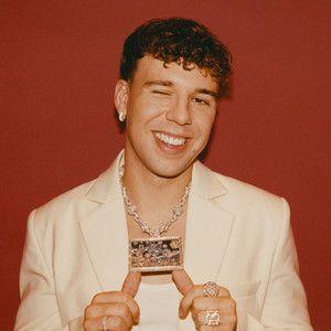 Portada de Sencillo/EP "DURO", de Quevedo