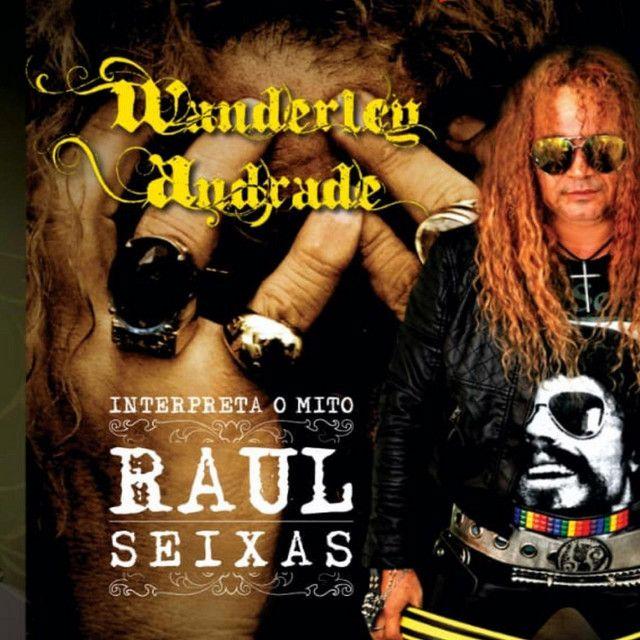 Portada de Álbum "Interpreta o Mito Raul Seixas", de Wanderley Andrade