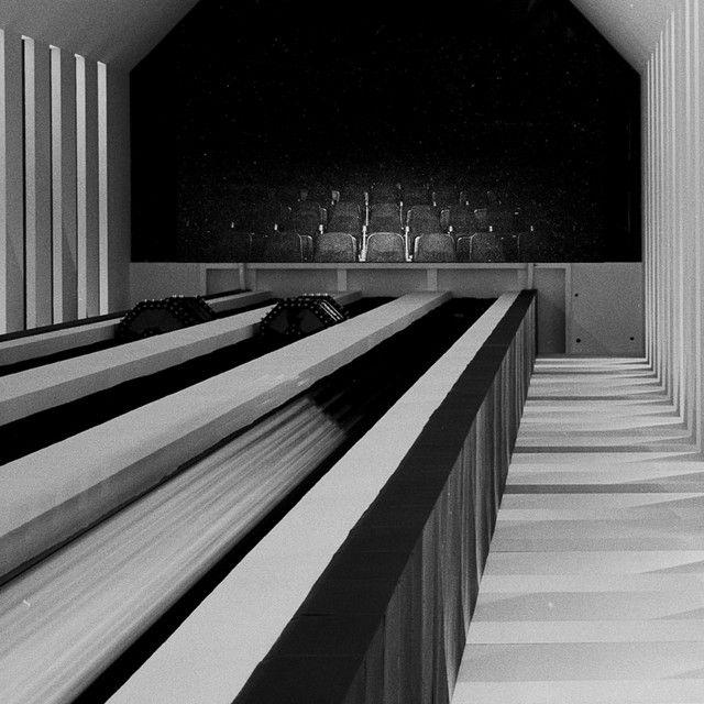 Portada de Álbum "Dói Ter", de Flerte Flamingo