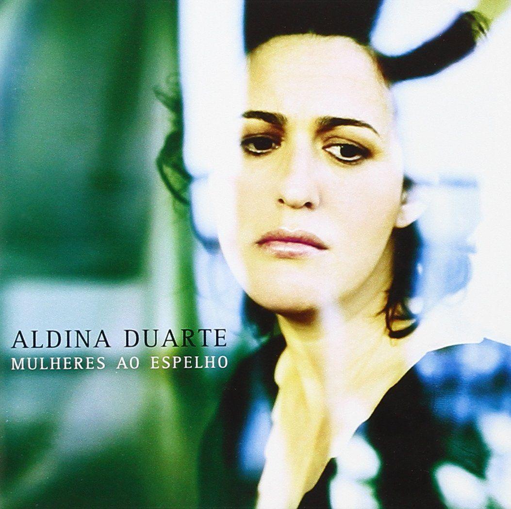 Portada de Álbum "Mulheres ao Espelho", de Aldina Duarte