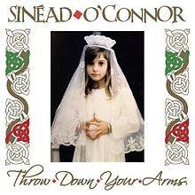 Capa do Álbum "Throw Down Your Arms", de Sinead O'Connor