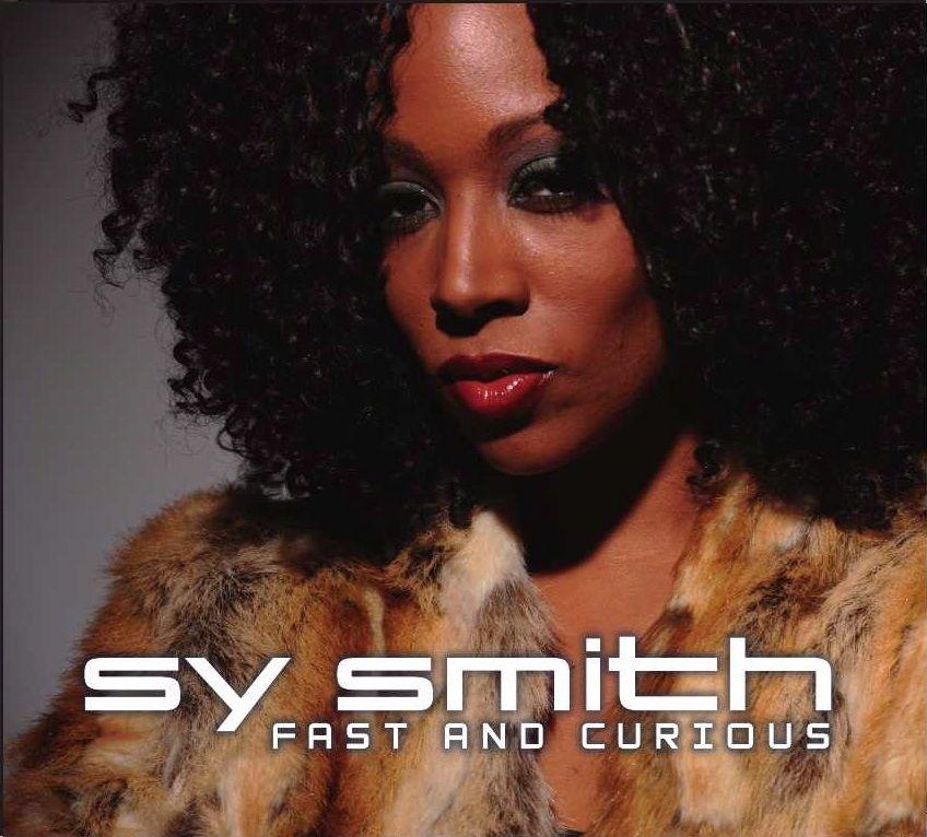 Portada de Álbum "Fast and Curious", de Sy Smith