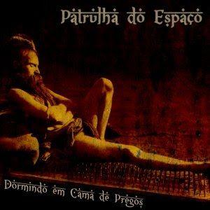Portada de Álbum "Dormindo Em Cama de Pregos", de Patrulha Do Espaço