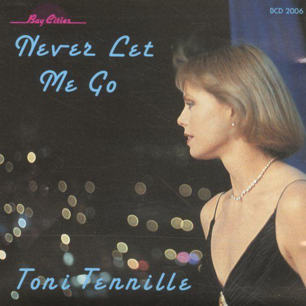 Portada de Álbum "Never Let Me Go", de Toni Tennille