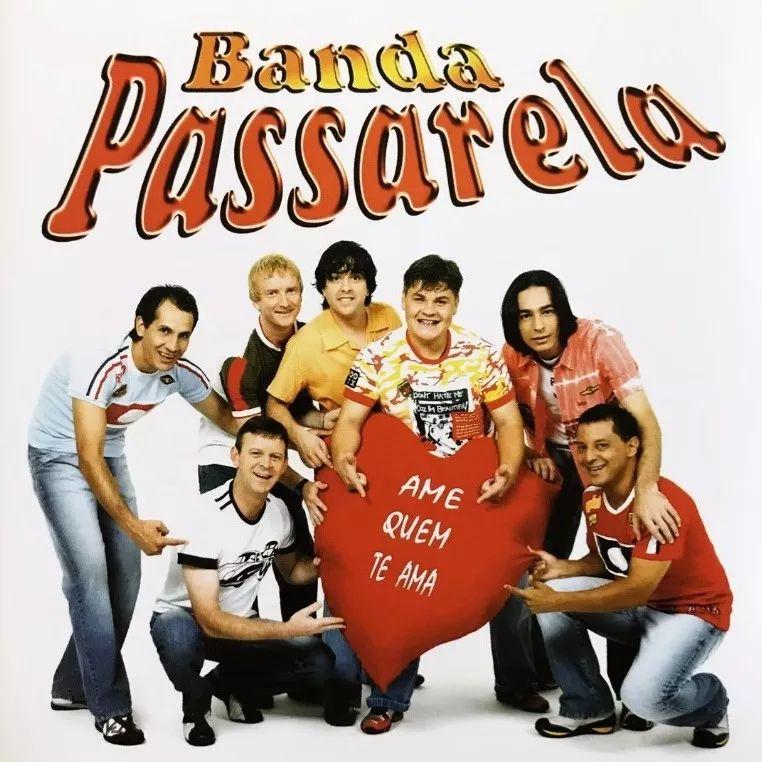 Portada de Álbum "Ame Quem Te Ama", de Banda Passarela