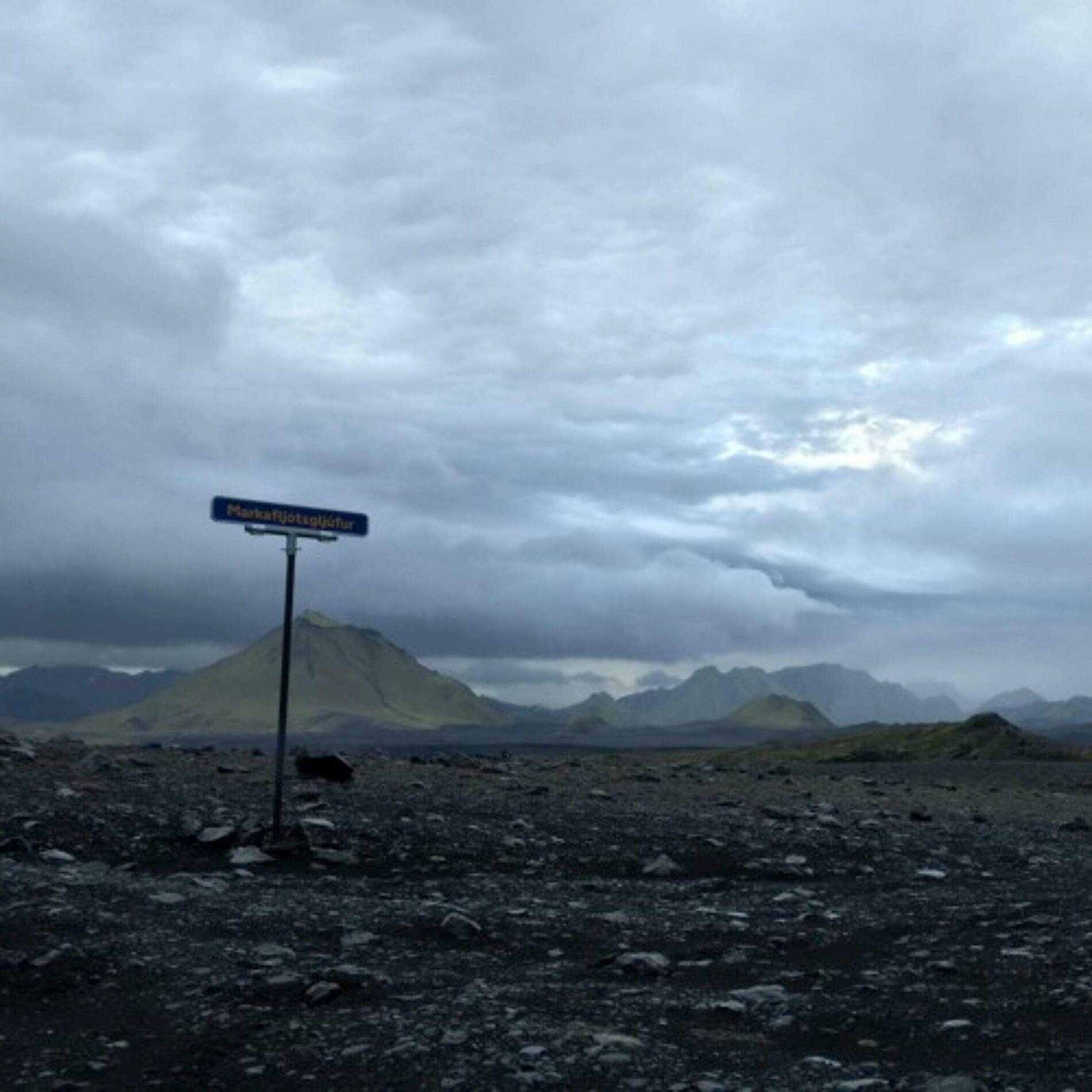 Capa do Single/EP "Remembrance", de ian (Trap)