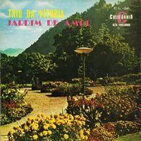 Portada de Álbum "Jardim De Amor", de Trio da Vitória