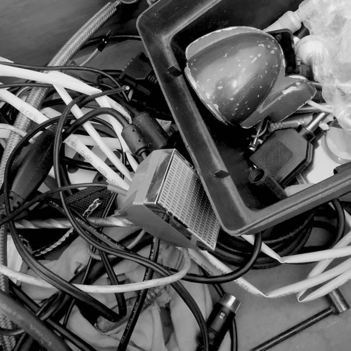 Portada de Sencillo/EP "Réplica - Autentica", de Riki Musso