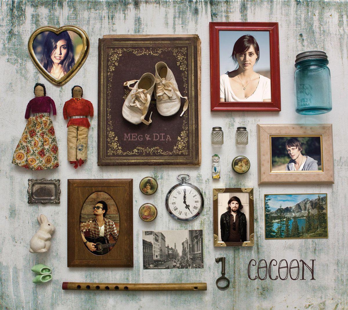 Capa do Álbum "Cocoon", de Meg & Dia