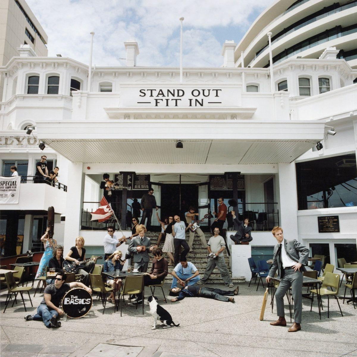 Capa do Álbum "Stand Out/Fit In", de The Basics