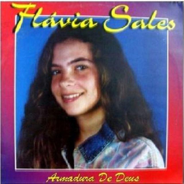 Portada de Álbum "Armadura de Deus", de Flávia Sales