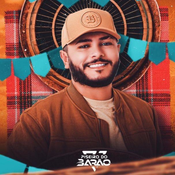 Portada de Álbum "São João 2024", de Luan Piseiro Do Barão