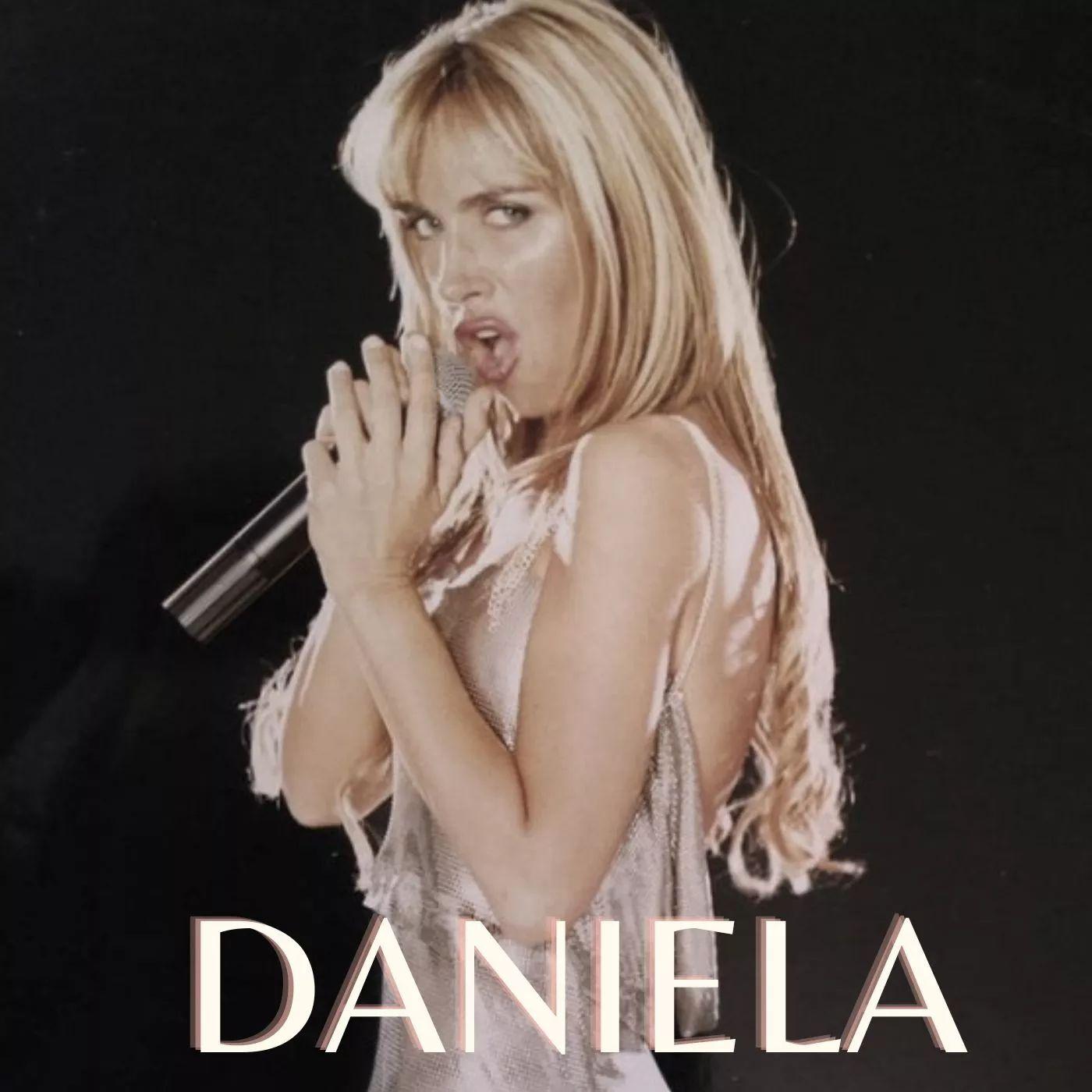 Portada de Sencillo/EP "El Bombom", de Daniela Mori