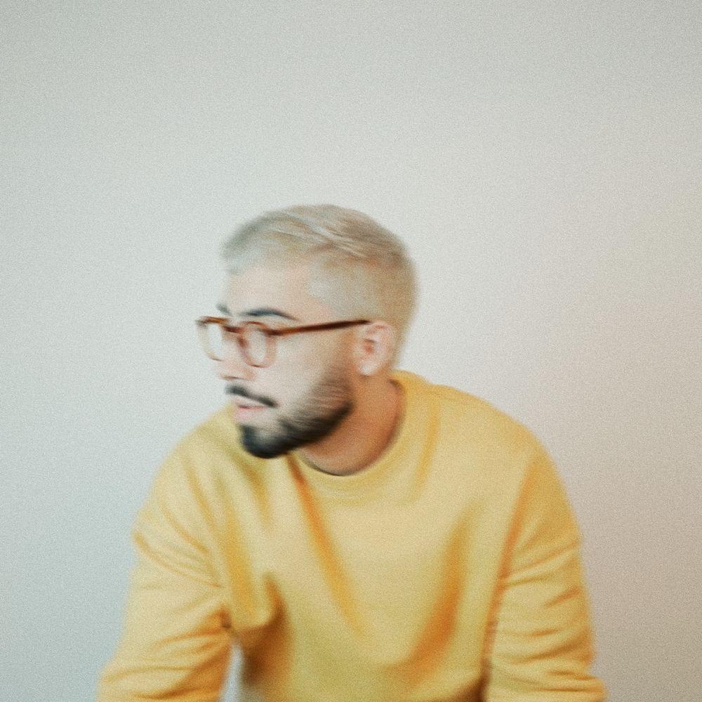 Capa do Single/EP "Gente", de Gabriel Nobre