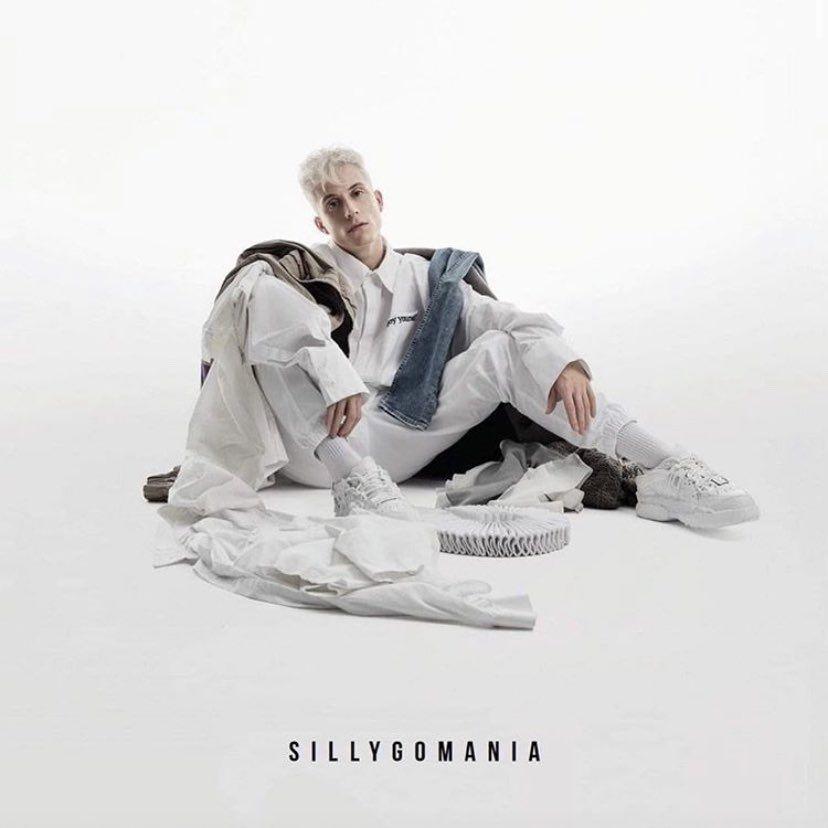 Portada de Álbum "Sillygomania", de Loïc Nottet