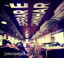 Portada de Álbum "Esperar é Caminhar", de Palavrantiga